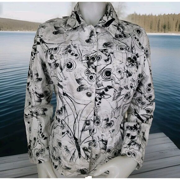 Chicos Denim Jacket Womens Sz 2 L Black Silver Graffiti Print Stretch Cotton - Picture 1 of 12